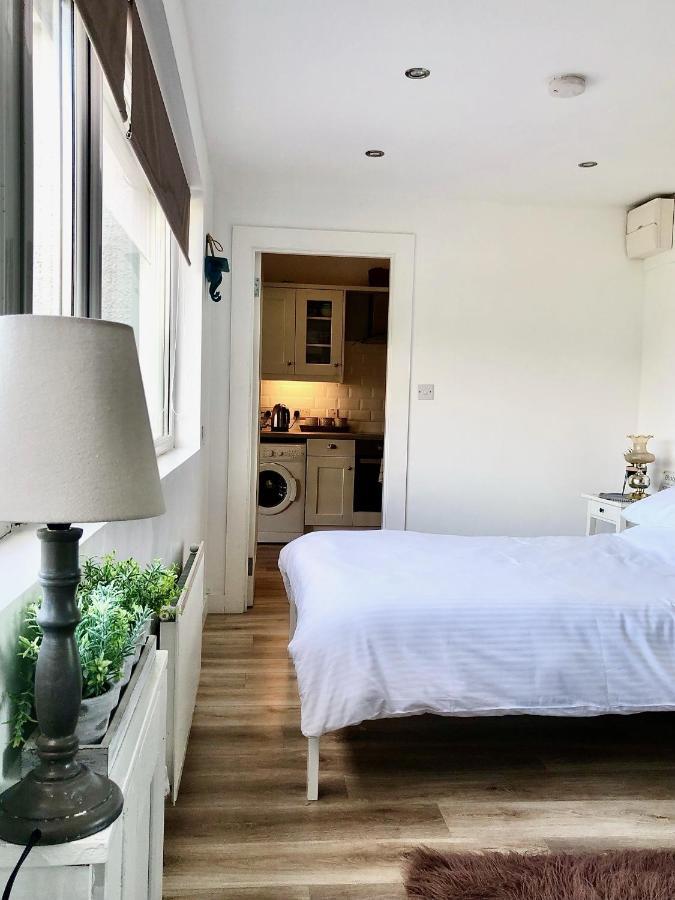 Ballygally Seaview And Garden Hideaway エクステリア 写真